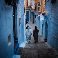 People in Chefchaouen - Morocco