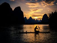 Yangshuo - Cormorant fisherman